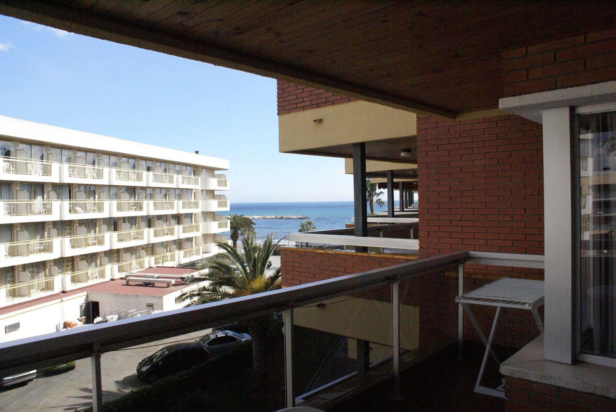 Apartaments Voralmar - Mas D'En Gran Cambrils Dış mekan fotoğraf
